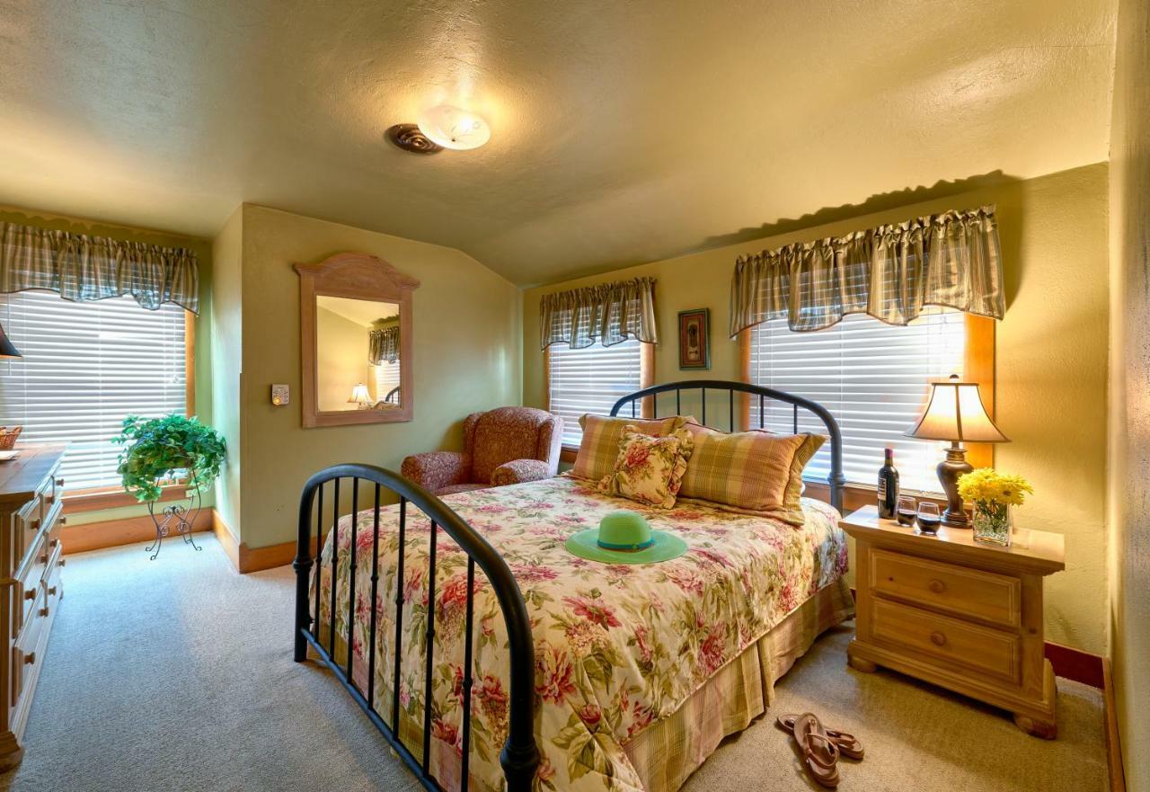Avenue Hotel Bed And Breakfast Manitou Springs Exteriör bild